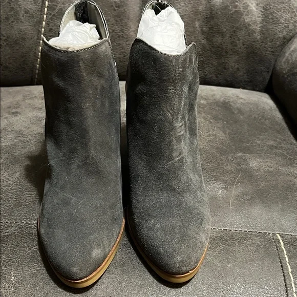 Dolce Vita Charcoal Suede Ankle Booties - Picture 1 of 9